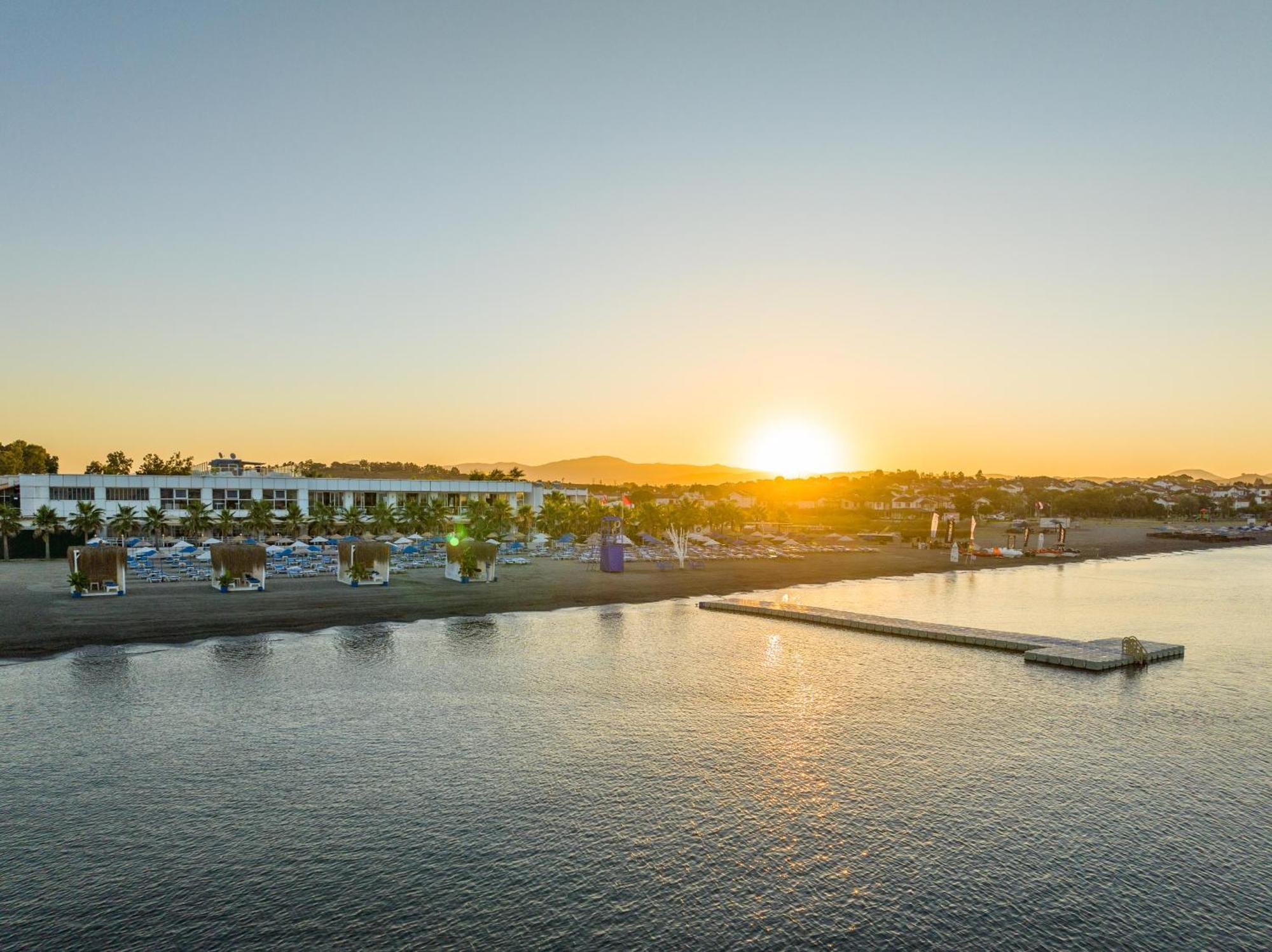 Labranda Lebedos Princess Hotel Seferihisar Buitenkant foto